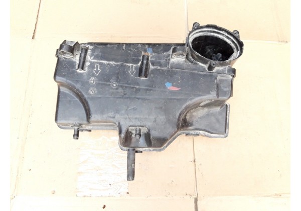 Корпус повітряного фільтра Peugeot, Citroen 1.6 hdi, 9663365980